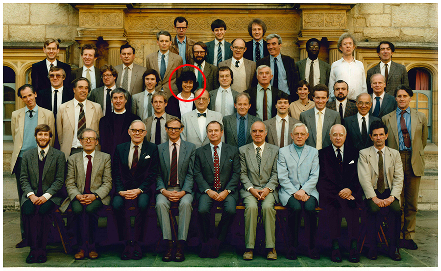 The Warden and Fellows of Merton College in 1986 - Usha Goswami (circled) stands in the middle row, fourth from left. Photo: © Gillman & Soame www.gillmanandsoame.co.uk