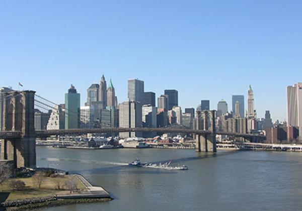 New York Skyline - photo by Barvinok (Sylius) via Wikimedia Commons