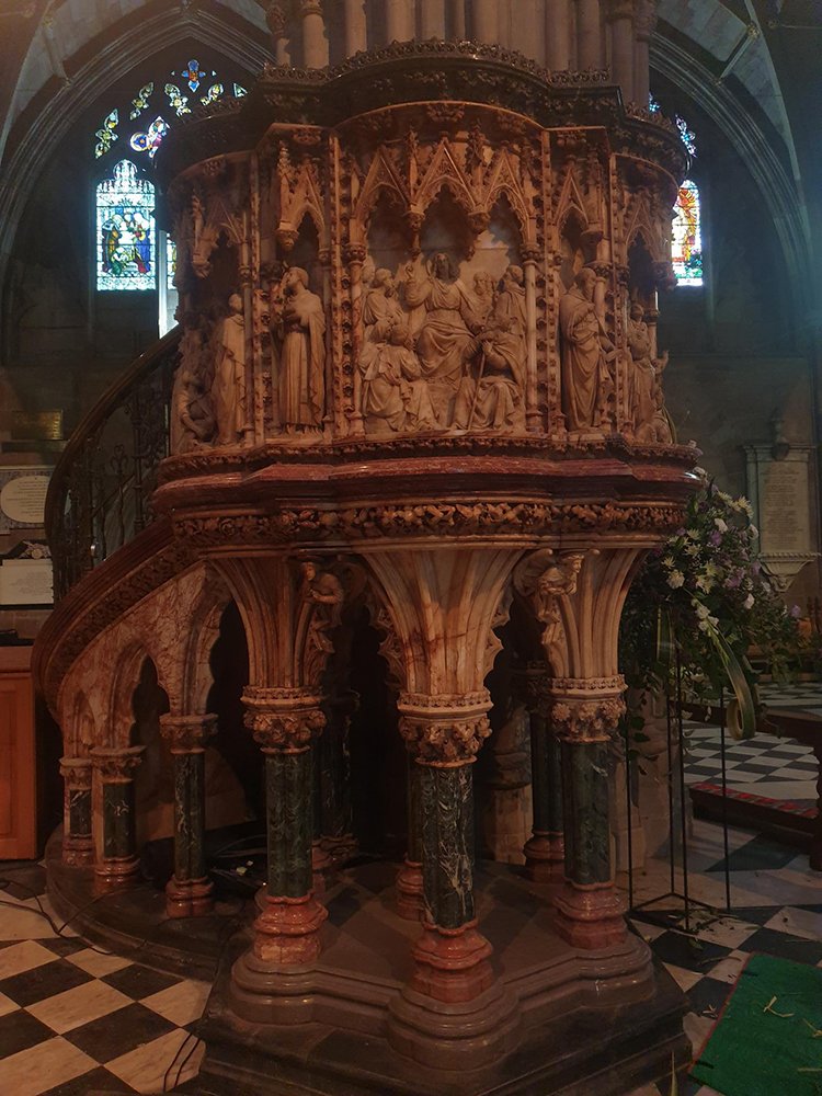 Worcester cathedral, pulpit