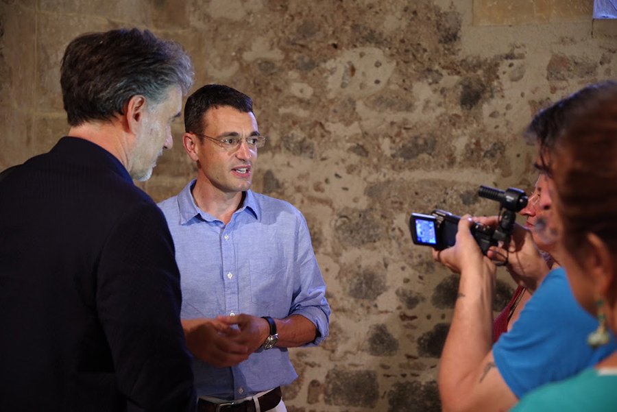 Dr Rino Falcone, Director of ISTC-CNR, with Dr Jonathan Prag at the opening of the ‘Voci di pietra’ exhibition