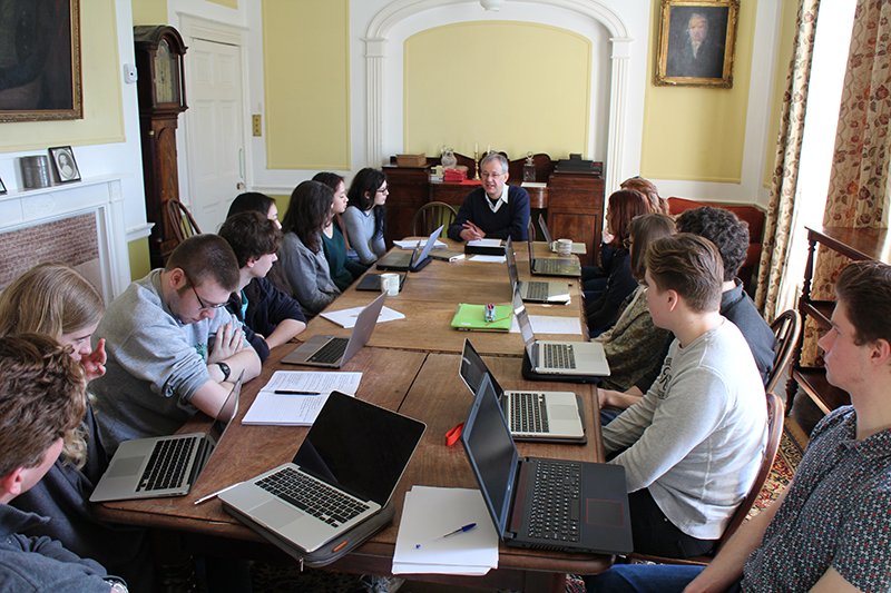 A seminar in progress, led by Professor Steven Gunn