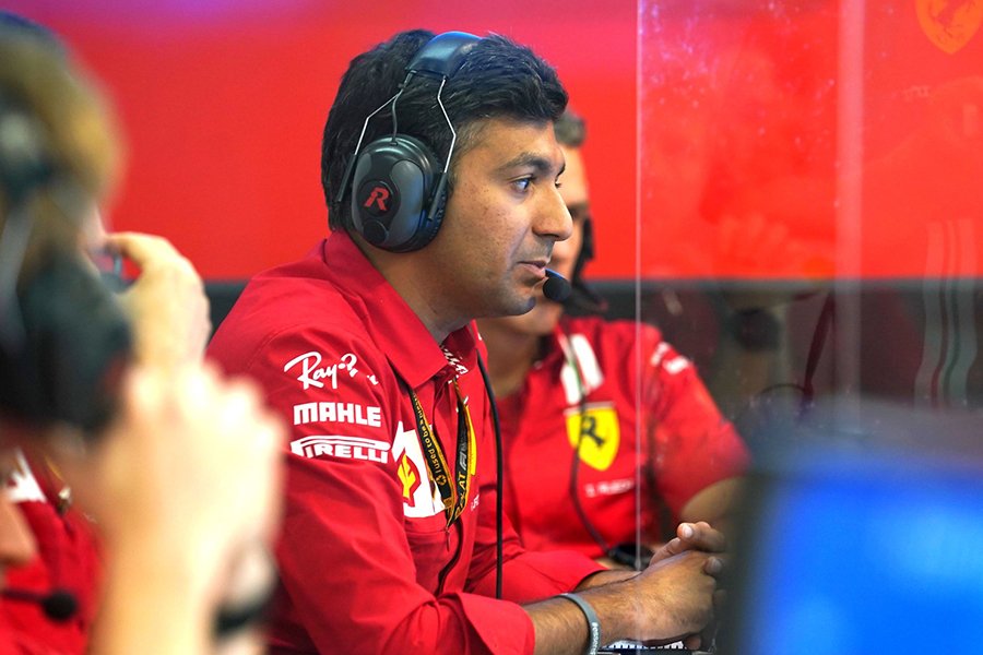 Ravin Jain (2012) with the Ferrari F1 strategy team - Photo: © Ferrari
