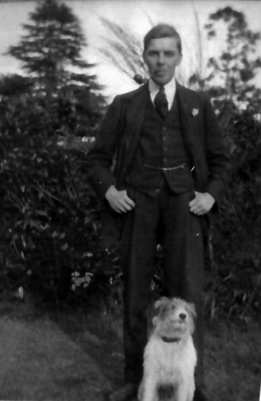 Hubert Pennington CATTLEY (1910) - Photo: courtesy of Louise Fennimore (née Pennington), Hubert’s great-niece