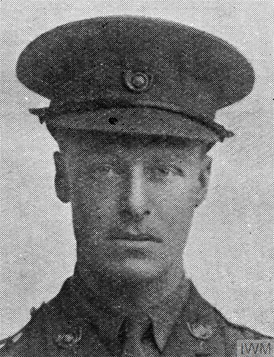 Second Lieutenant Christopher Babington SUGDEN (1912) - Photo: © IWM (HU 118763)