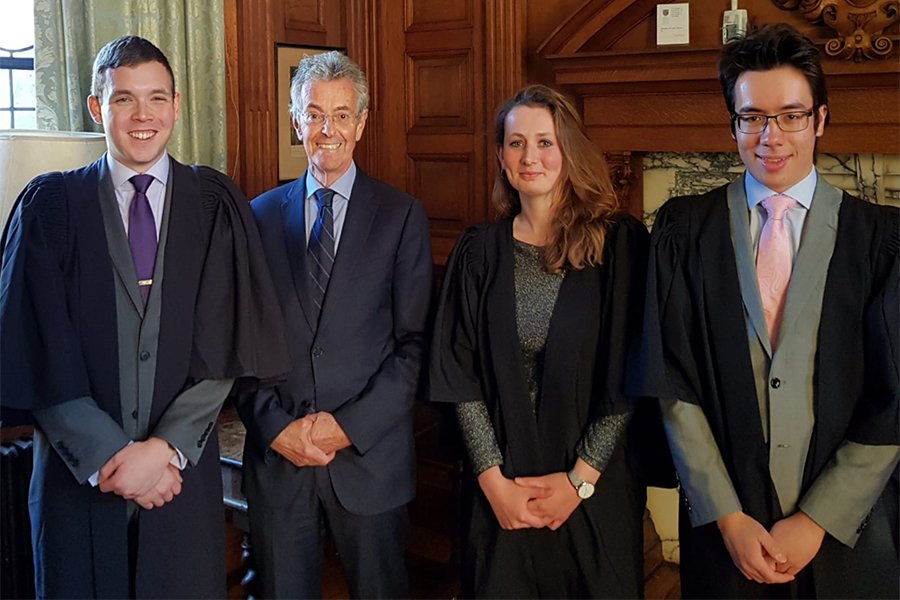 Members of the Tinbergen Society with Lord Krebs in the Queen's Room - Photo: © Thomas Miller