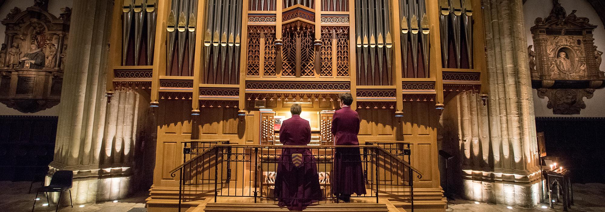 The organist at the 2018 Advent Carol Service - Photo: © John Cairns - www.johncairns.co.uk The organist at the 2018 Advent Carol Service - Photo: © John Cairns - www.johncairns.co.uk