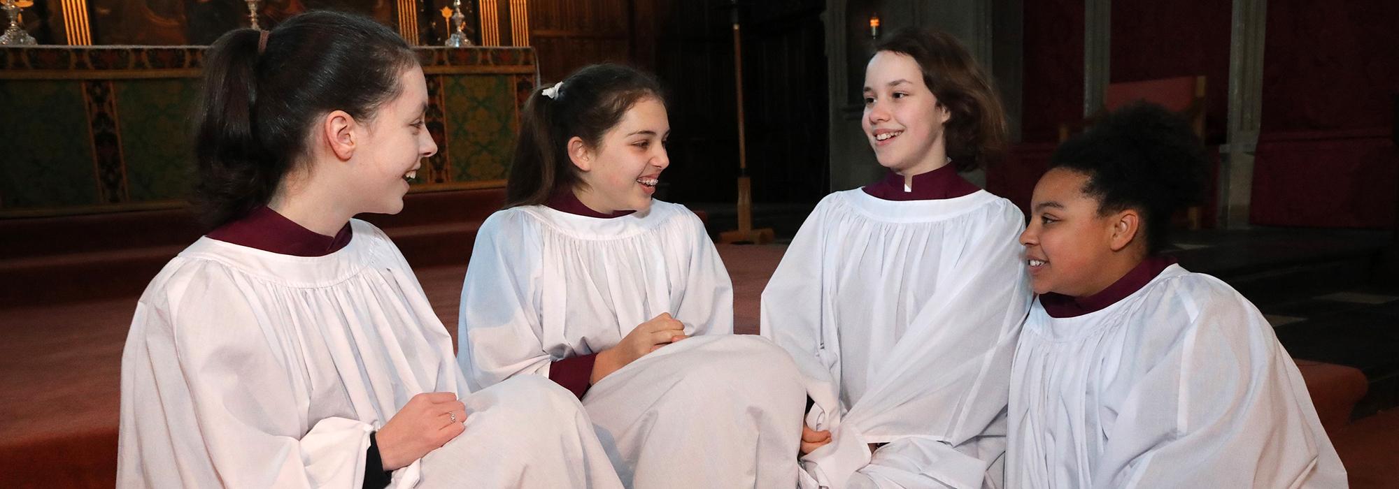 Members of the Merton College Girls' Choir in 2018 - Photo: © KT Bruce www.ktbrucephotography.com Members of the Merton College Girls' Choir in 2018 - Photo: © KT Bruce www.ktbrucephotography.com