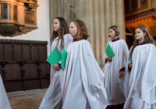 Members of the Merton College Girls' Choir, October 2016 - Photo: © John Cairns - www.johncairns.co.uk