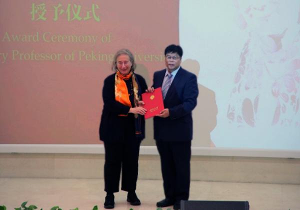 Professor Dame Jessica Rawson DBE FBA being awarded an Honorary Professorship at Peking University, at a ceremony on Tuesday 5 November 2019