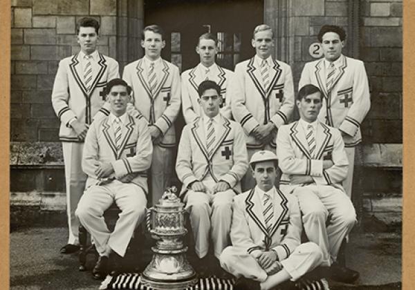 The 1951 Merton College 1st VIII with the Head of the River Cup - © Gilman & Soame
