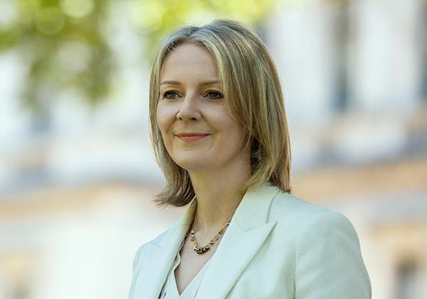 The Rt Hon Elizabeth Truss MP (1993)