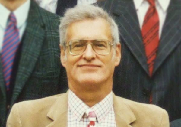 Dr Derek Bergel, 1991