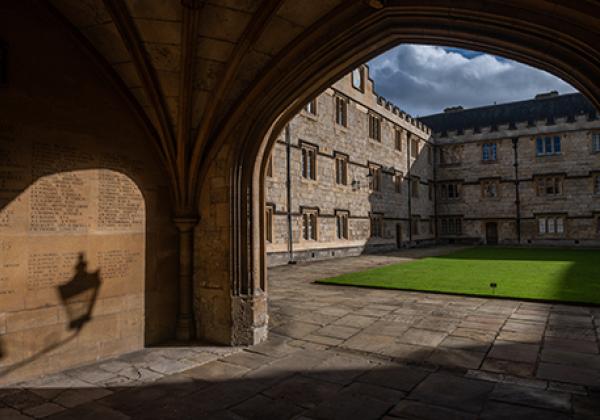 The Fitzjames Arch and Fellows Quad - Photo: © John Cairns - www.johncairns.co.uk
