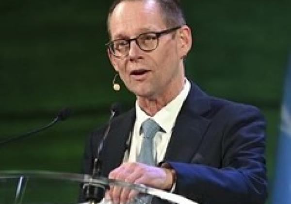 portrait photo of Dr Martin Milton, OBE