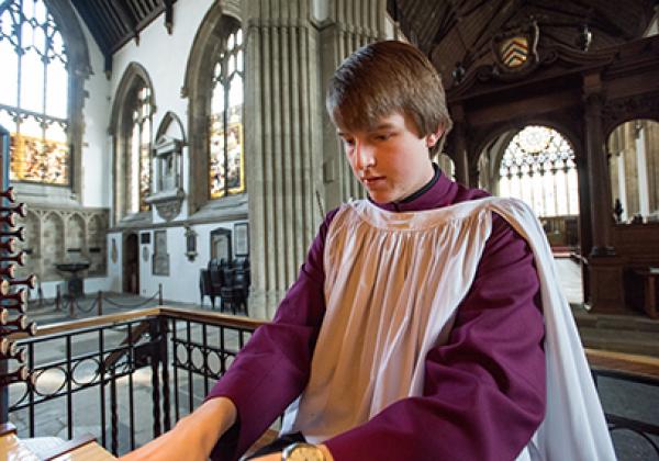 Alex Little playing the Dobson Organ - Photo: © John Cairns - www.johncairns.co.uk