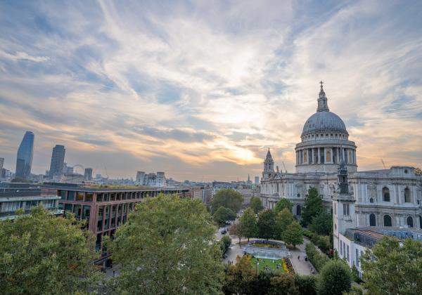Dechert LLP © Offices, St Paul's 