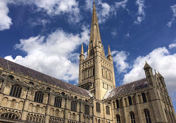 Norwich Cathedral - photo: © Mkooiman [CC BY-SA 4.0]