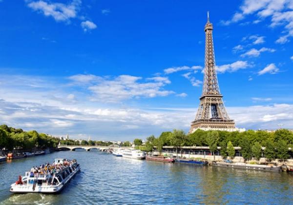 View of the Eifel Tower and river Seine