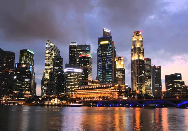 Singapore skyline at night