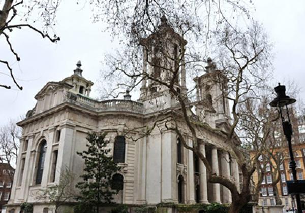 St John's, Smith Square - Photo: © MJ Reilly - CC-BY-SA 2.0 - geograph.org.uk/p/1202012