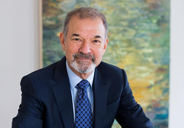 Professor Stephen Greenblatt - Photo: © Stephanie Mitchell/Harvard Staff Photographer