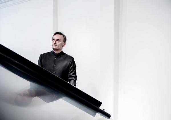 Sir Stephen Hough Sir Stephen Hough