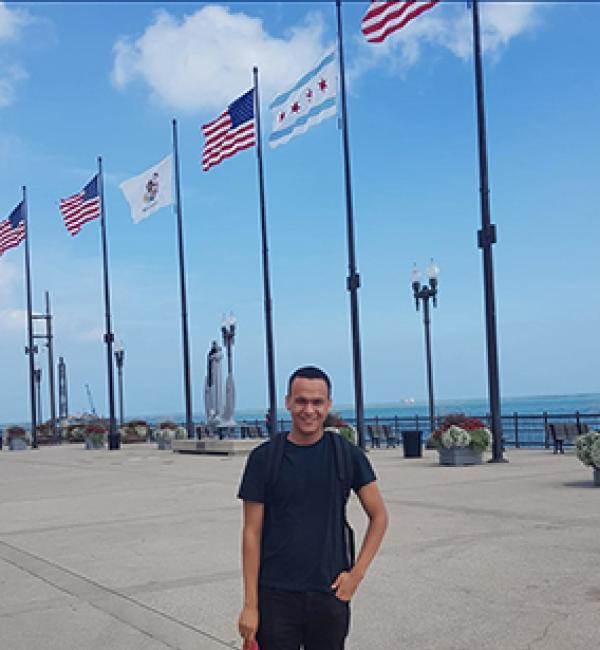 Apollinaire Lalouschek, opposite the EXPO Chicago Art Fair, 2018