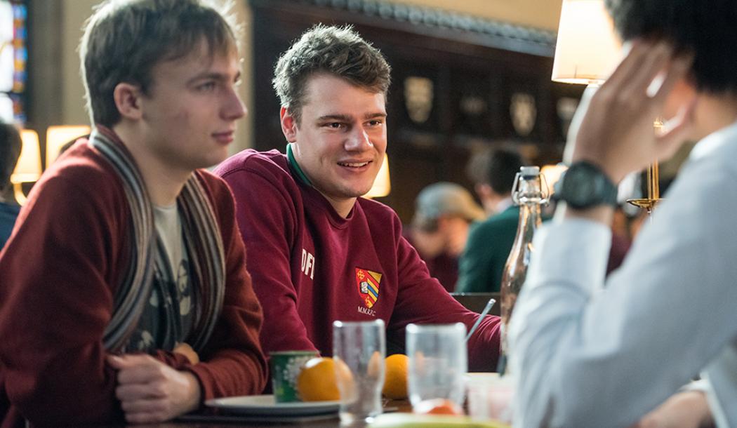 Students having lunch in the Hall - Photo: © John Cairns - www.johncairns.co.uk