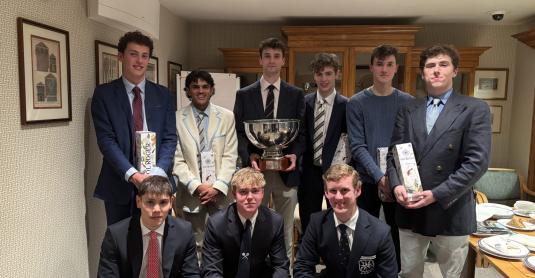 Oxford Rackets Team and the Varsity Rackets Trophy