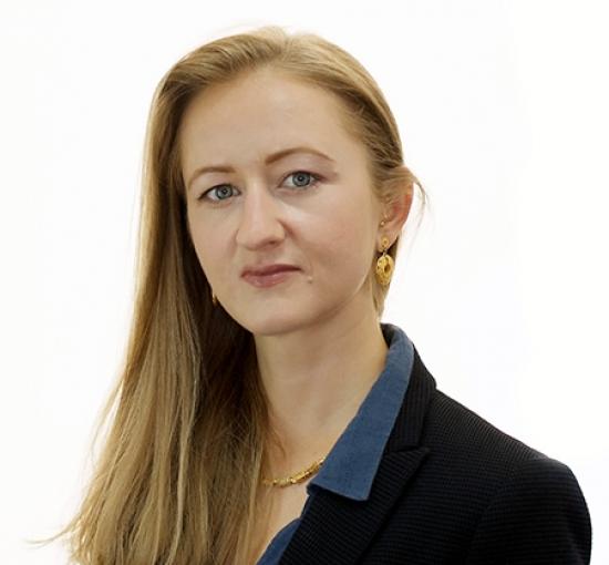 Dr Gwen Burnyeat