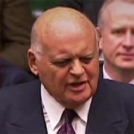 Rt Hon Sir Peter Tapsell MP rises to speak in the Chamber of the House of Commons - Photo: © UK Parliament [CC BY 3.0]