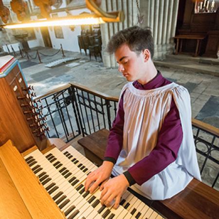 Thomas Fetherstonhaugh playing the Dobson organ in Merton College Chapel - photo: © John Cairns - www.johncairns.co.uk