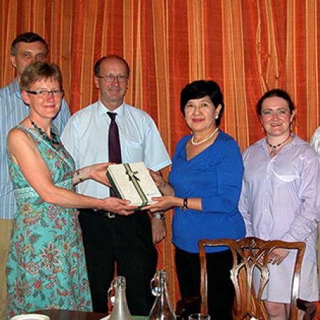 The Senior Tutor, Dr Catherine Paxton, with representatives from Mahidol Wittayanusorn School