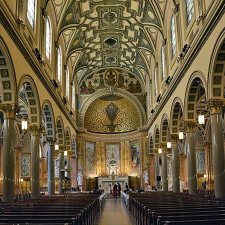 The interior of St Ignatius Loyola, New York - Photo: © Andreas Faessler via Wikimedia [CC-BY-SA 3.0]